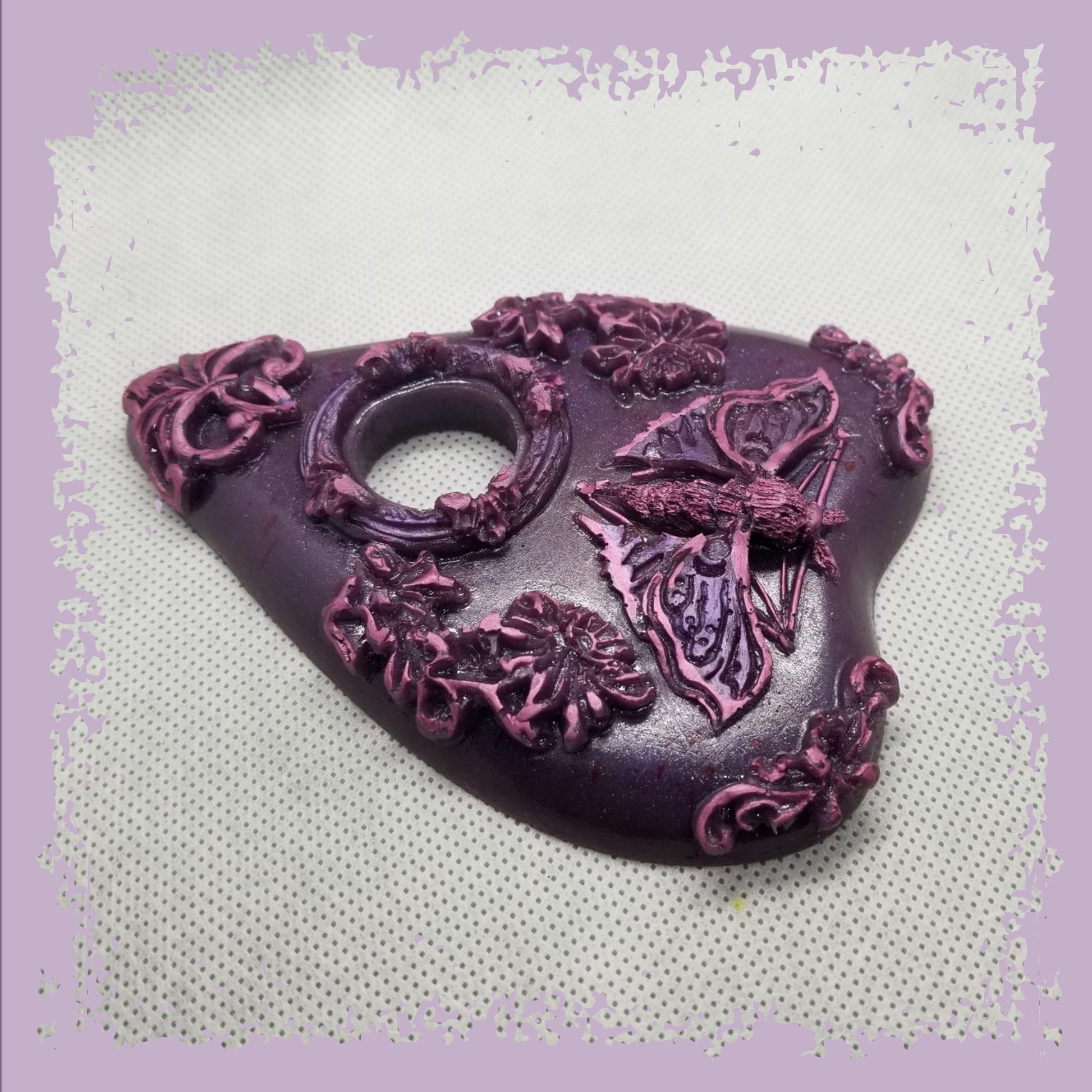 goutte ouija violette